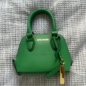 Steve Madden hand/ cross bag